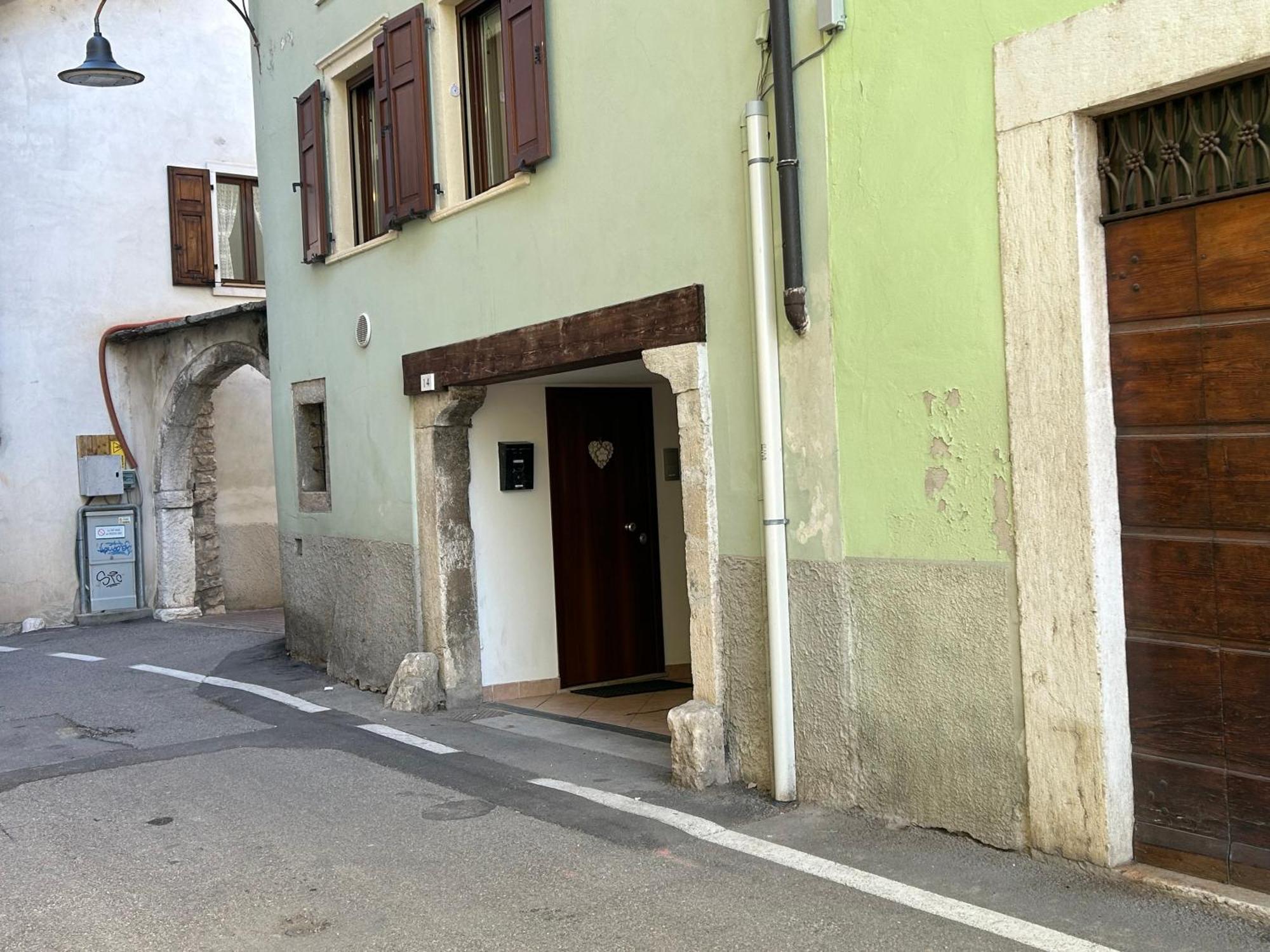 Apartament La Terrazza Sul Tetto Arco Zewnętrze zdjęcie