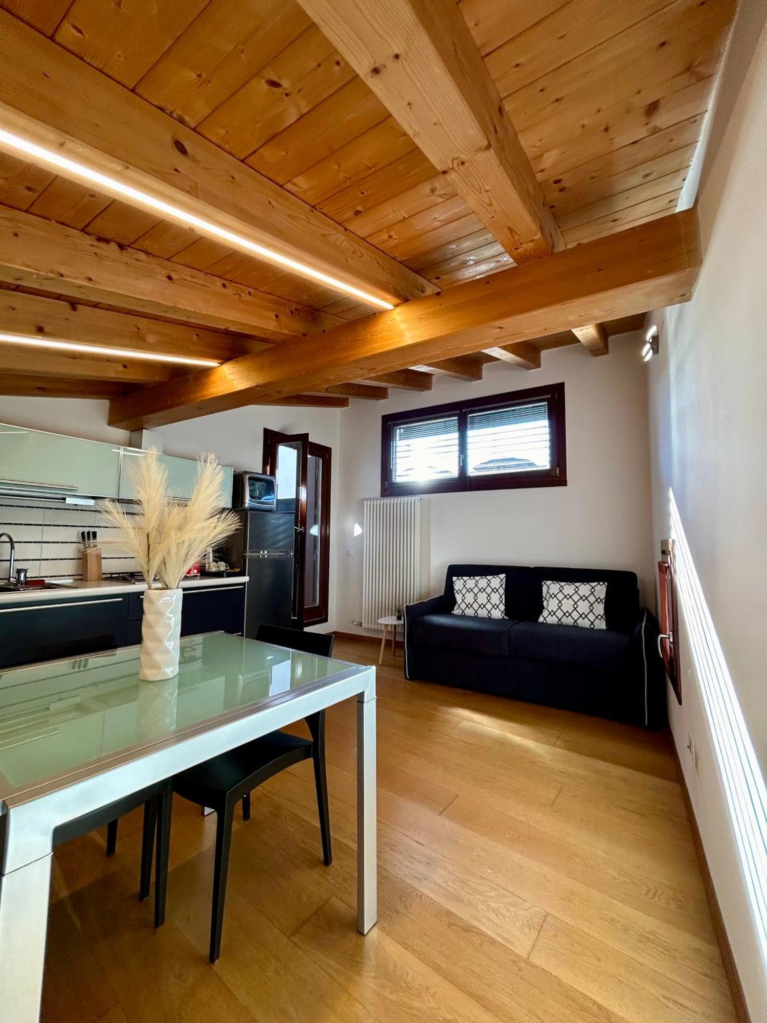 Apartament La Terrazza Sul Tetto Arco Zewnętrze zdjęcie